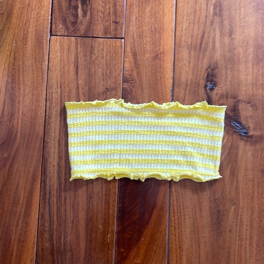 urban outfitters yellow top